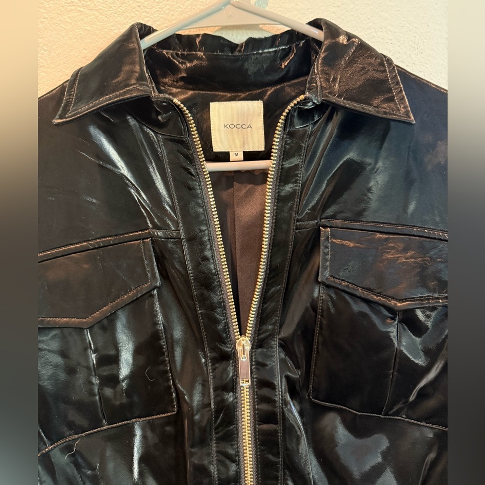 Sleek Black Bomber Jacket from Italy - Picture 2 of 4